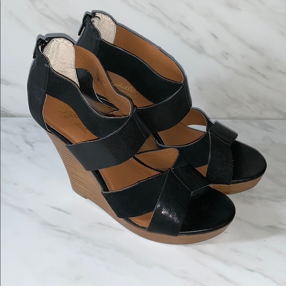 seychelles black wedges